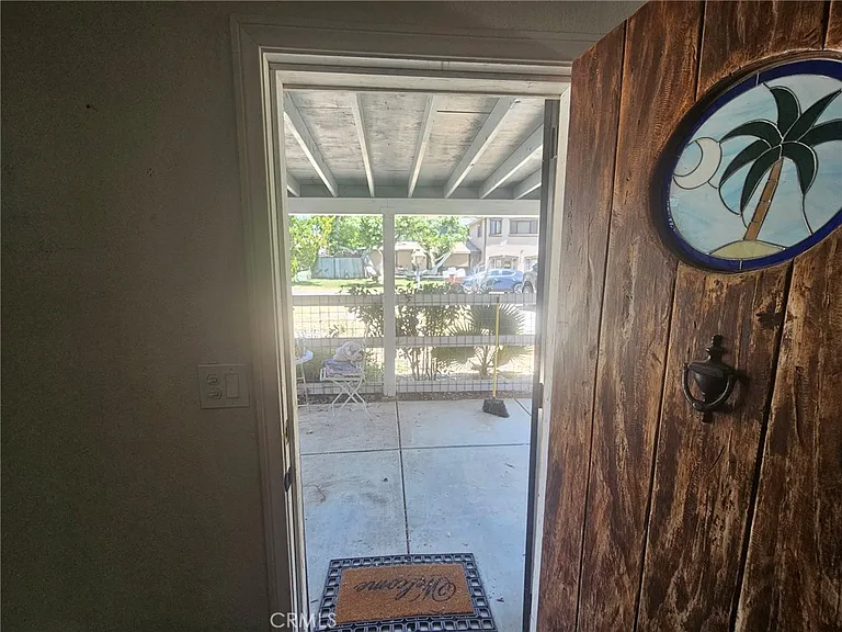 1223 Rose St — Photo 5