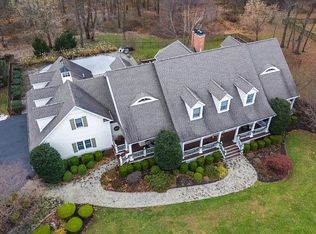 6 Acorn Ln, Lebanon, NJ 08833