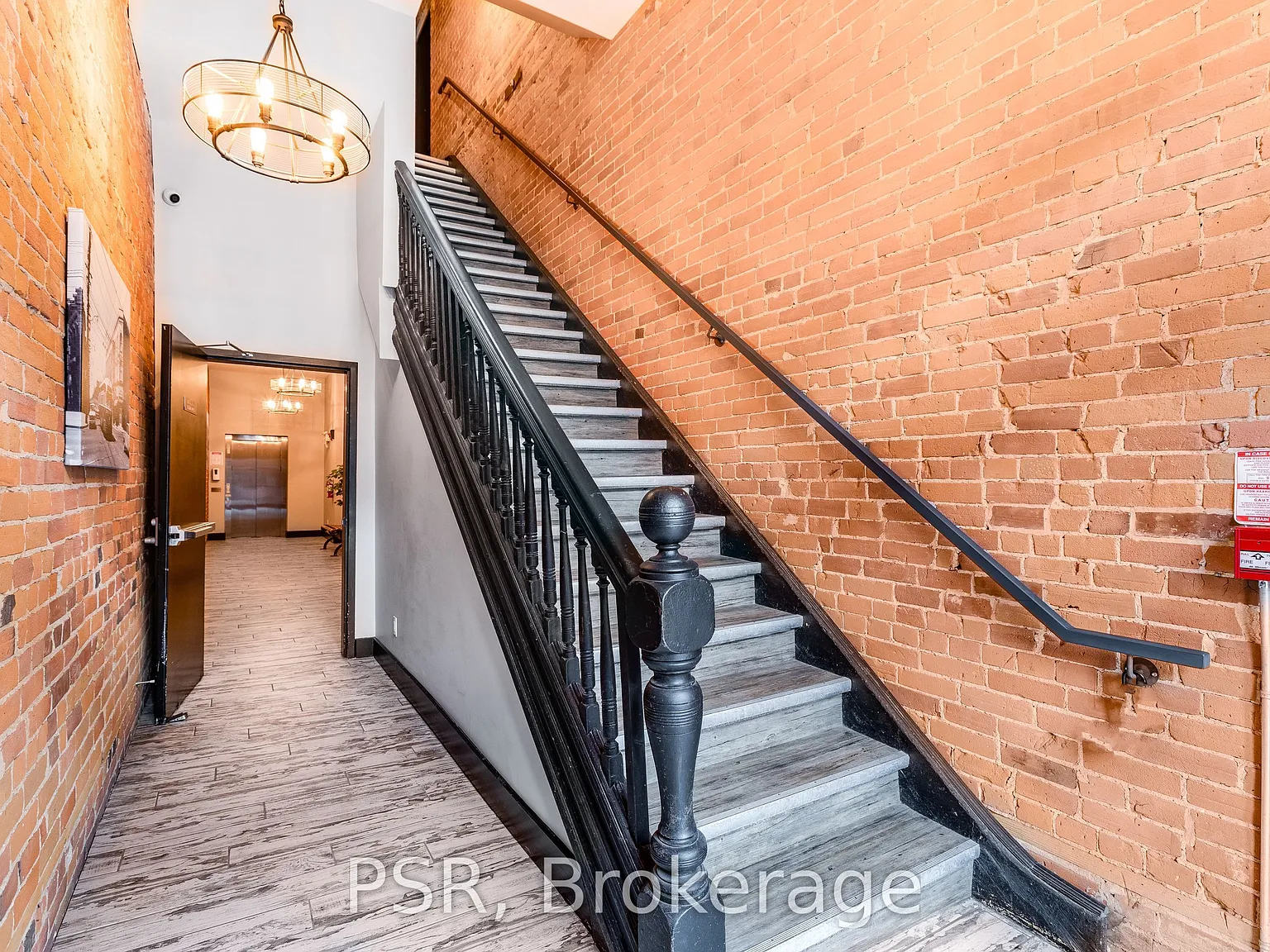 2 bed, $2,400 — Photo 2
