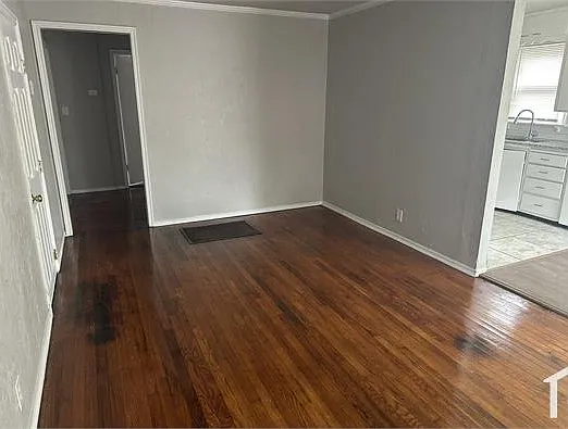 4 bed, 1235 sqft, $1,500 — Photo 2