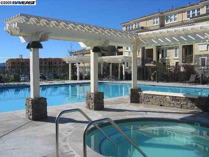 Community Pool and Hot Tub