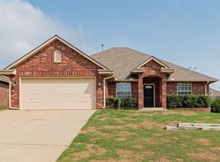11521 Village Ave, Midwest City, OK 73130