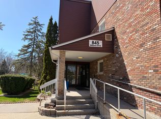 845 Milford Dr #317, Kingston, ON K7P1A7