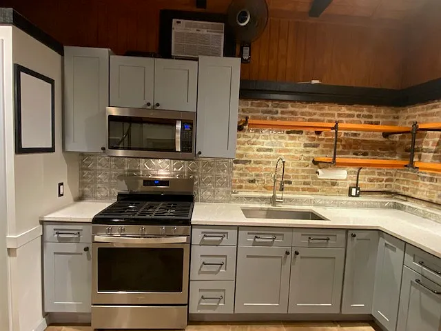 Studio, 800 sqft, $1,495 — Photo 2