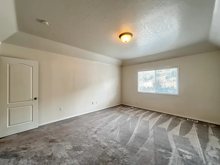 4759 E Tanoak Dr — Photo 33