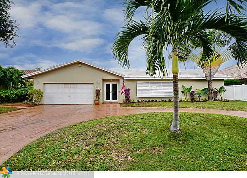 1st image of 3333 NE 40th St
