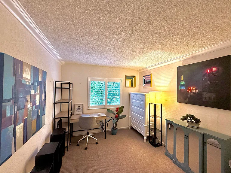 2660 NE 8th Ave #208 — Photo 11