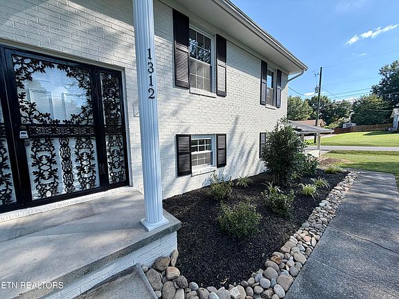 5th image of 1312 Lula Bell Dr