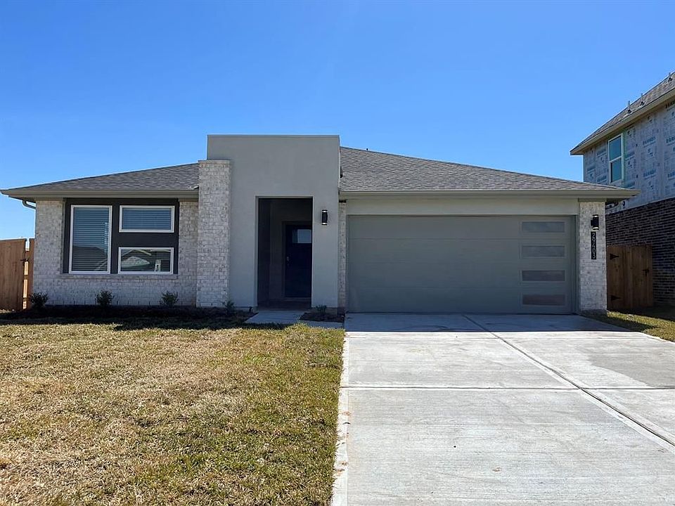 1st image of 29403 Pikes Peak Dr