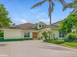 6911 SE Harbor Cir, Stuart, FL 34996