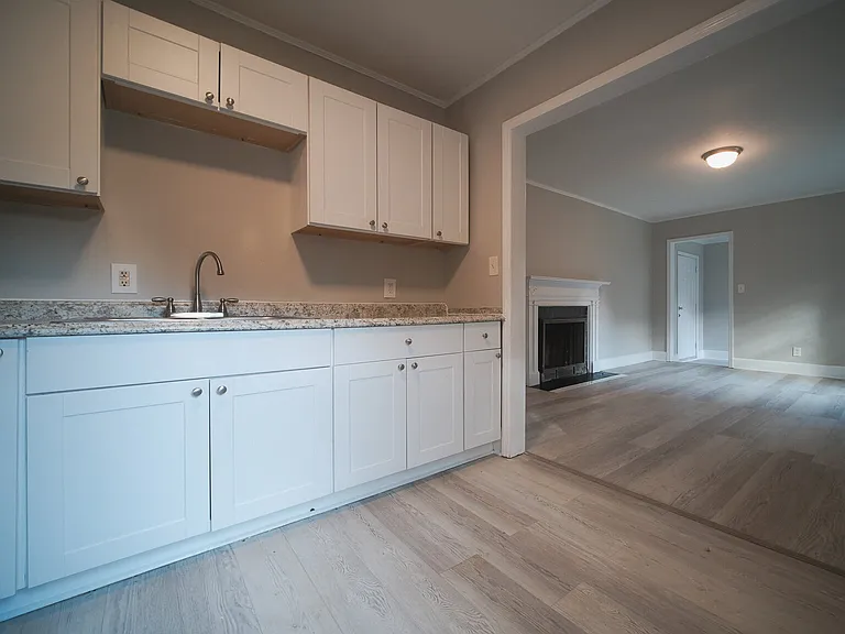614 Ambassador St — Photo 5
