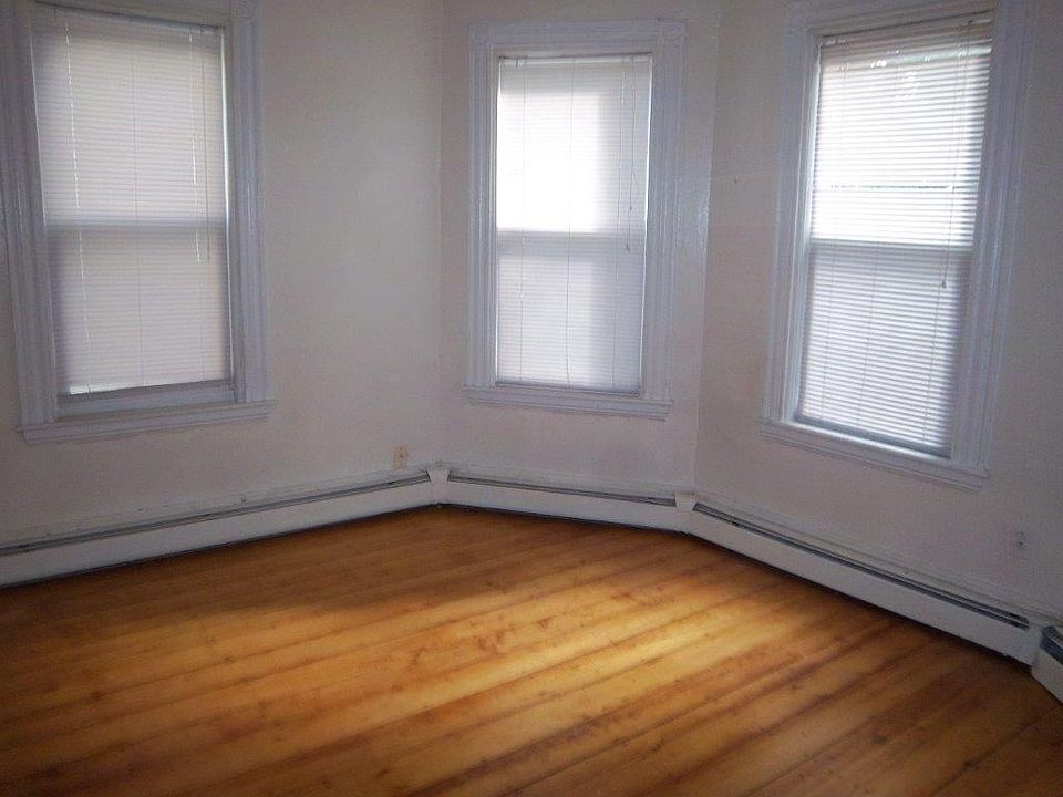 2nd image of 17 Parker Hill Ave #U1