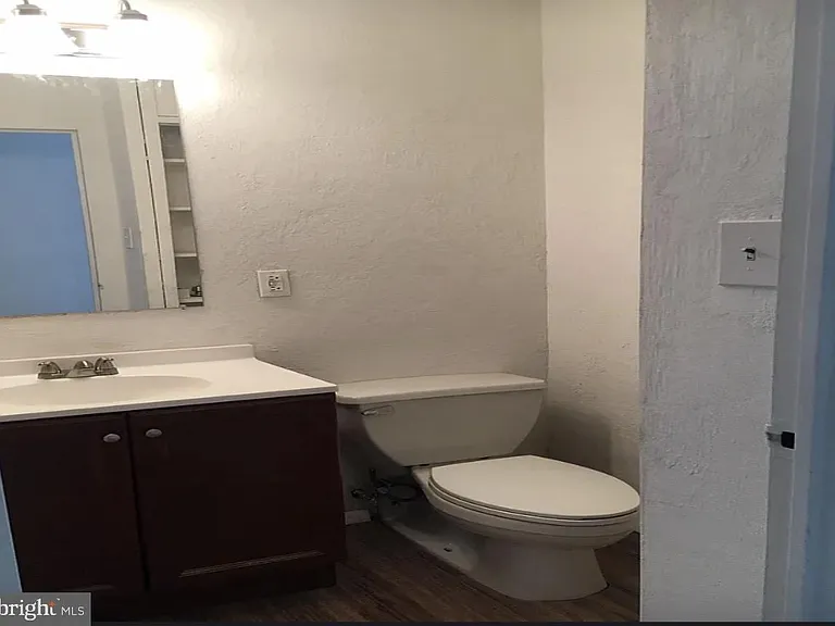 401 Cooper Landing Rd #611 — Photo 4
