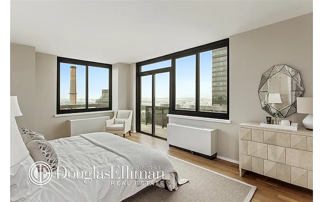 Rented by Douglas Elliman | media 23