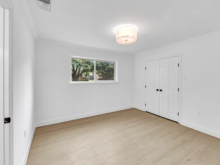 13826 Wooded Creek Ct — Photo 19