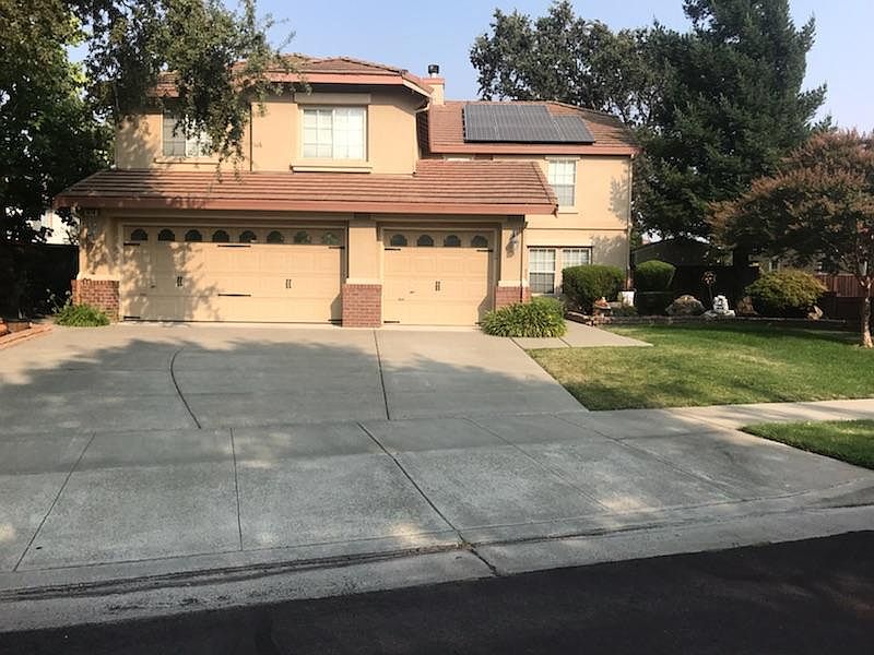 1st image of 1070 Winterwood Dr