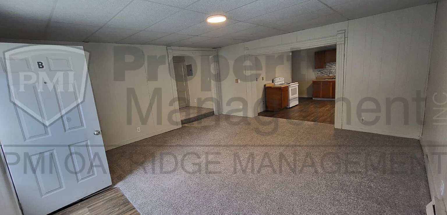 1 bed, 1.0 bath, $585 — Photo 2