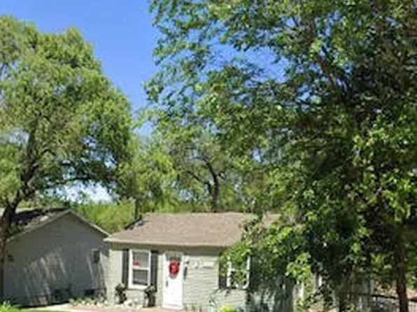 919 Frazier Ave, Des Moines, IA 50315