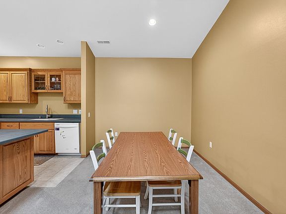 5th image of 6802 Raymond Rd APT 205