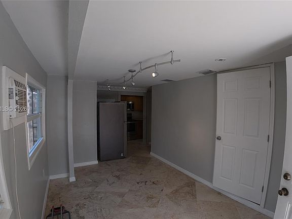5th image of 5400 SW 36th St #1