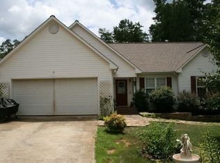 135 Chase Woods Dr, Cornelia, GA 30531