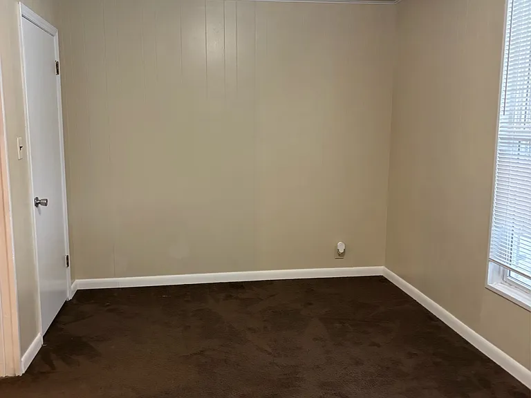 240 Main St #2 — Photo 8