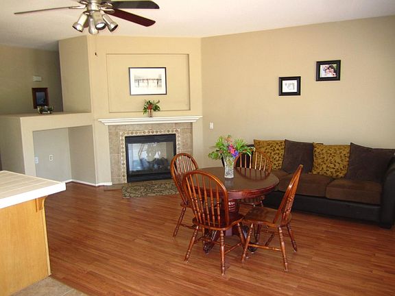 3rd image of 3208 Meadow Crest Pl