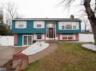 200 Buchanan Ave, Edgewater Park, NJ 08010