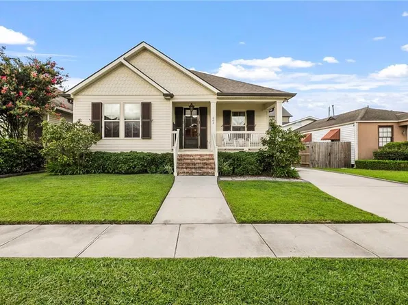 203 Maple Ridge Dr, Metairie, LA 70001
