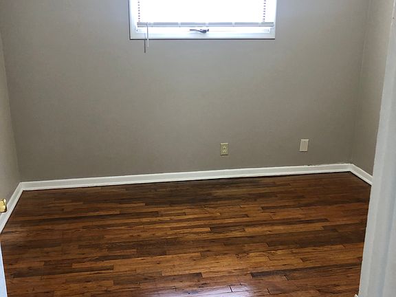 4th image of 6414 Boyd St #10