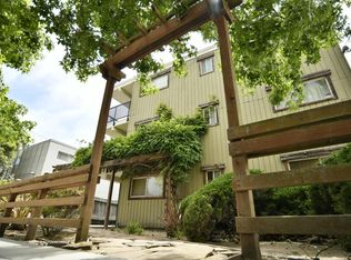 2132 Roosevelt Ave #8, Berkeley, CA 94703