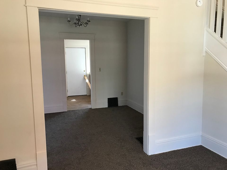 47 Ames Ct Akron OH Zillow