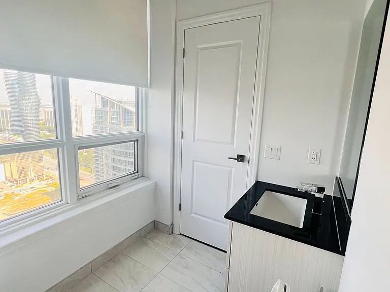 36 Elm Dr W #3002 — Photo 5