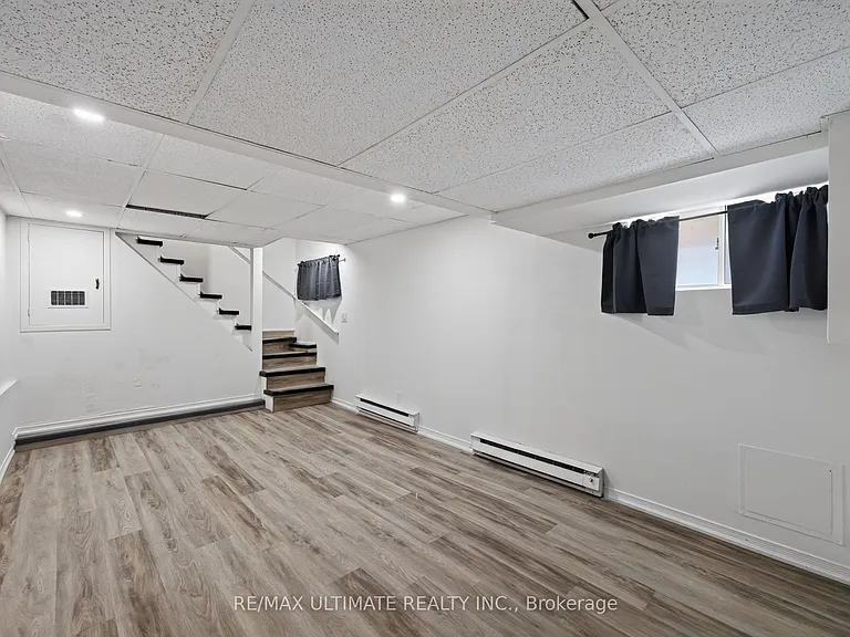 2360 Queen St E #3 — Photo 16