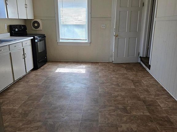 2nd image of 216 Phillip Morris Dr