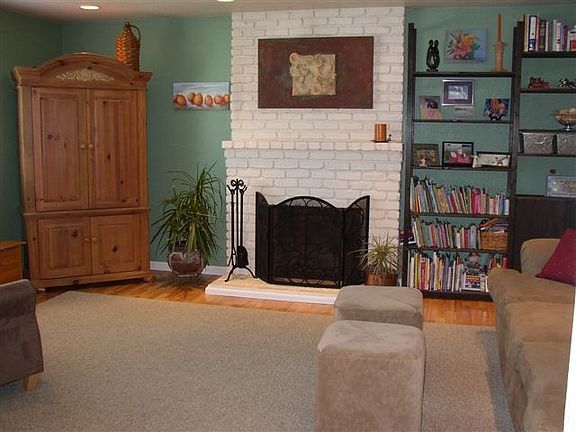 separate living room