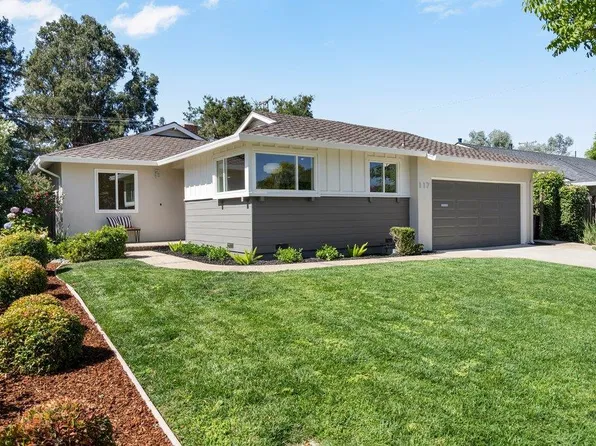 117 Hollycrest Dr, Los Gatos, CA 95032