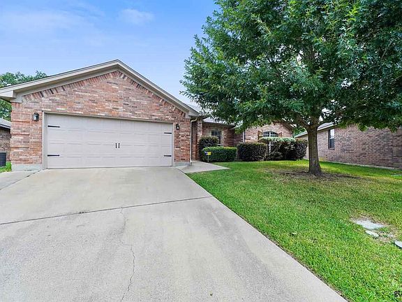 3rd image of 2508 Meadowglen Ct