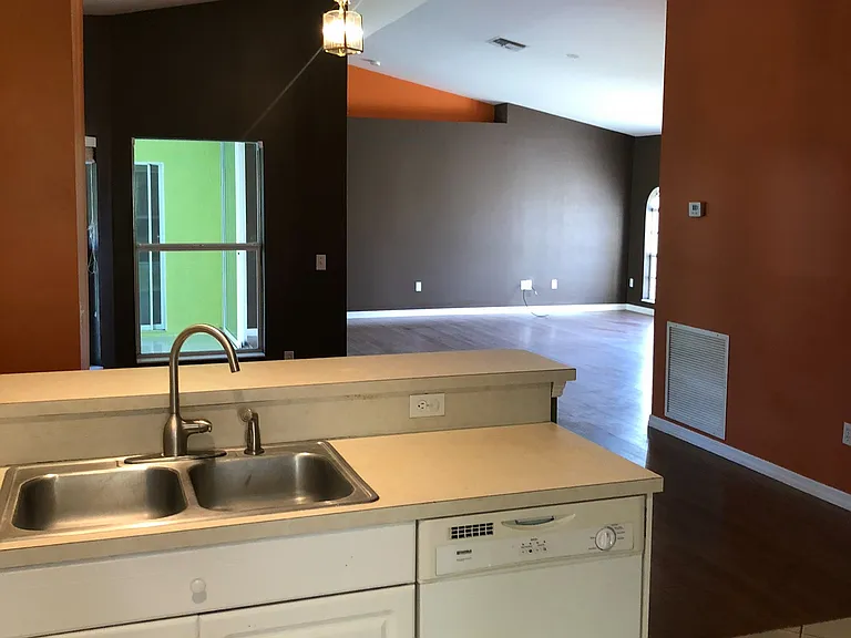 3129 Oceanside St — Photo 20