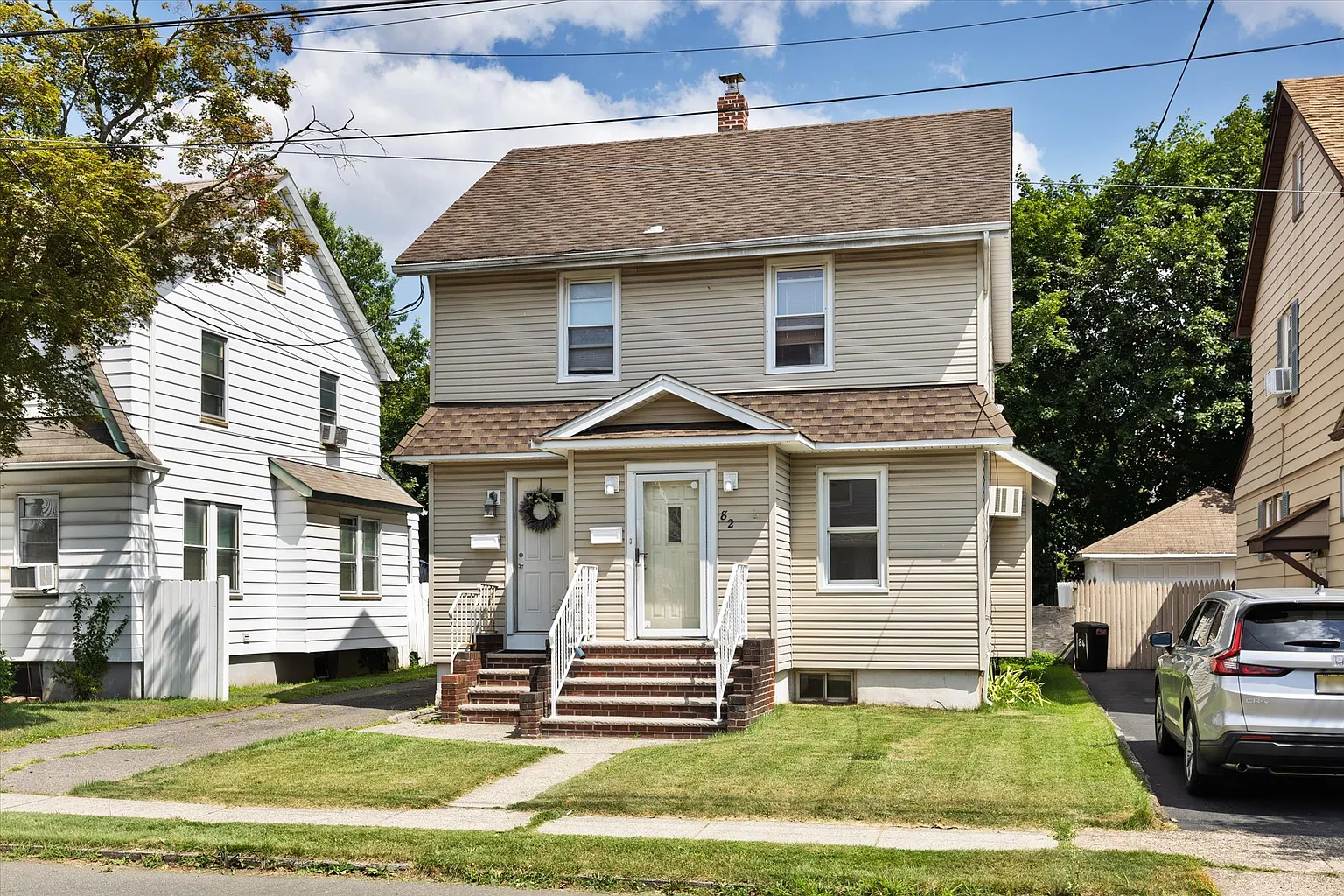 82 Scrivens St photo 1