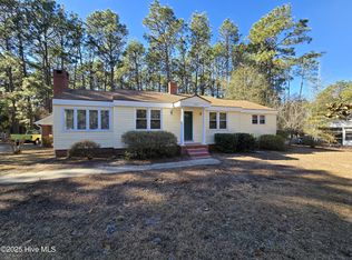 350 Crestview Rd, Southern Pines, NC 28387