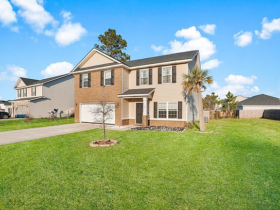 3rd image of 1404 Evergreen Trl
