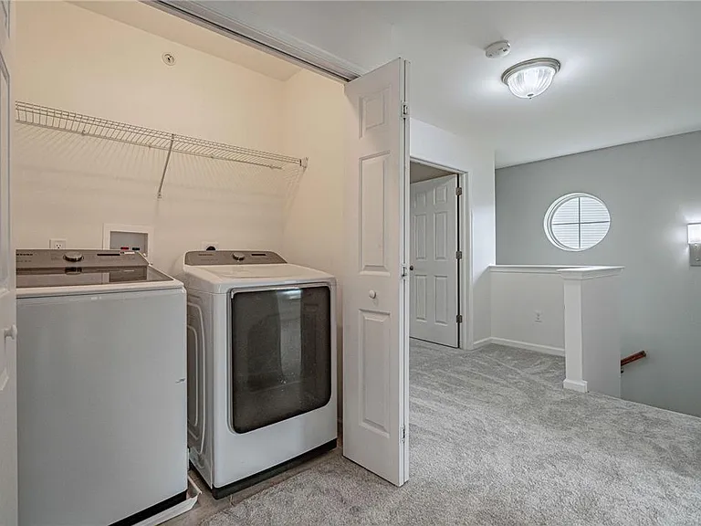 253 Milkweed Dr — Photo 25
