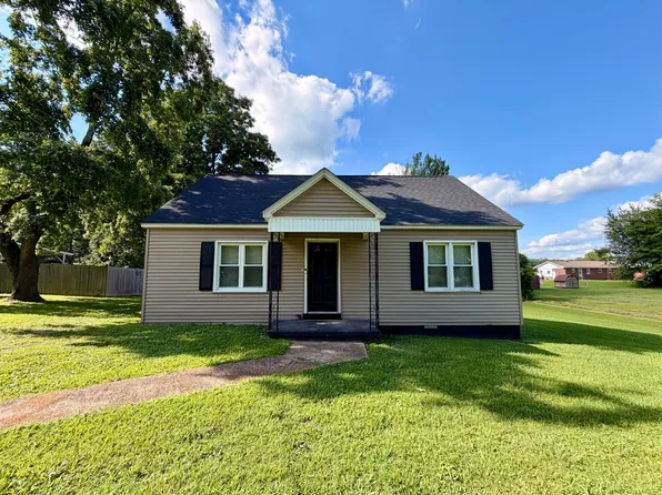 1010 W 4th St, Fulton, KY 42041