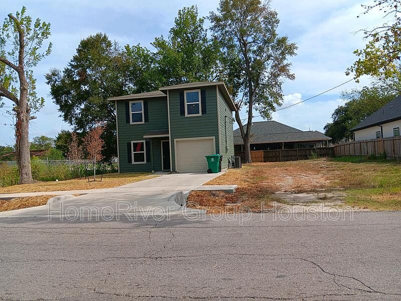 8158 Sunbury St, Houston, TX 77028 Zillow