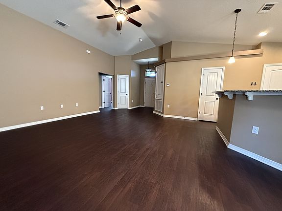 2nd image of 233 Croft Cir