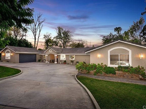 2nd image of 7455 Jola Dr