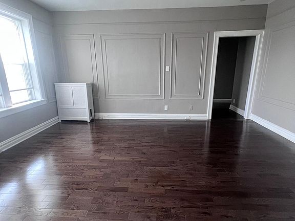 2nd image of 115 Fairview Ave #D3