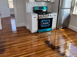 11 Barr St #3, Salem, MA 01970