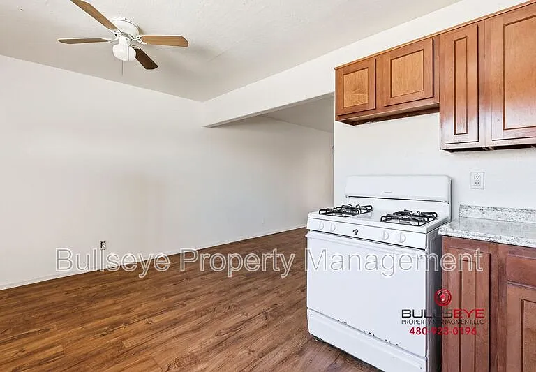 5644 S 7th St #2 — Photo 6